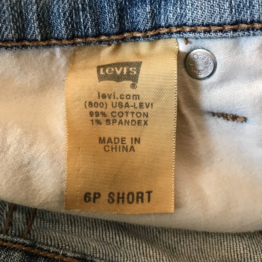 Levi’s 512 Short Jeans Size 6P - Picture 8 of 8